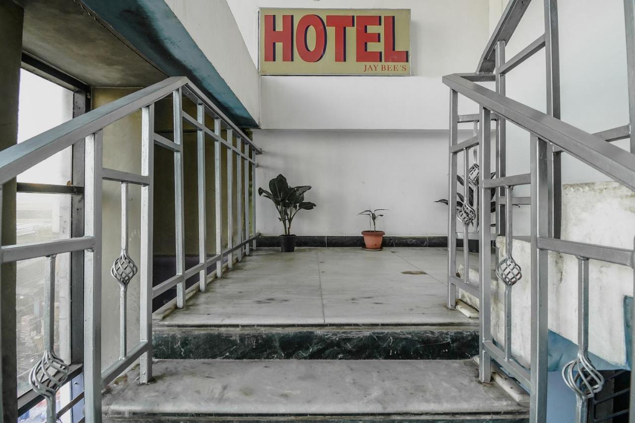 Oyo Flagship 71156 Hotel Jaybee'S Dibrugarh Eksteriør billede