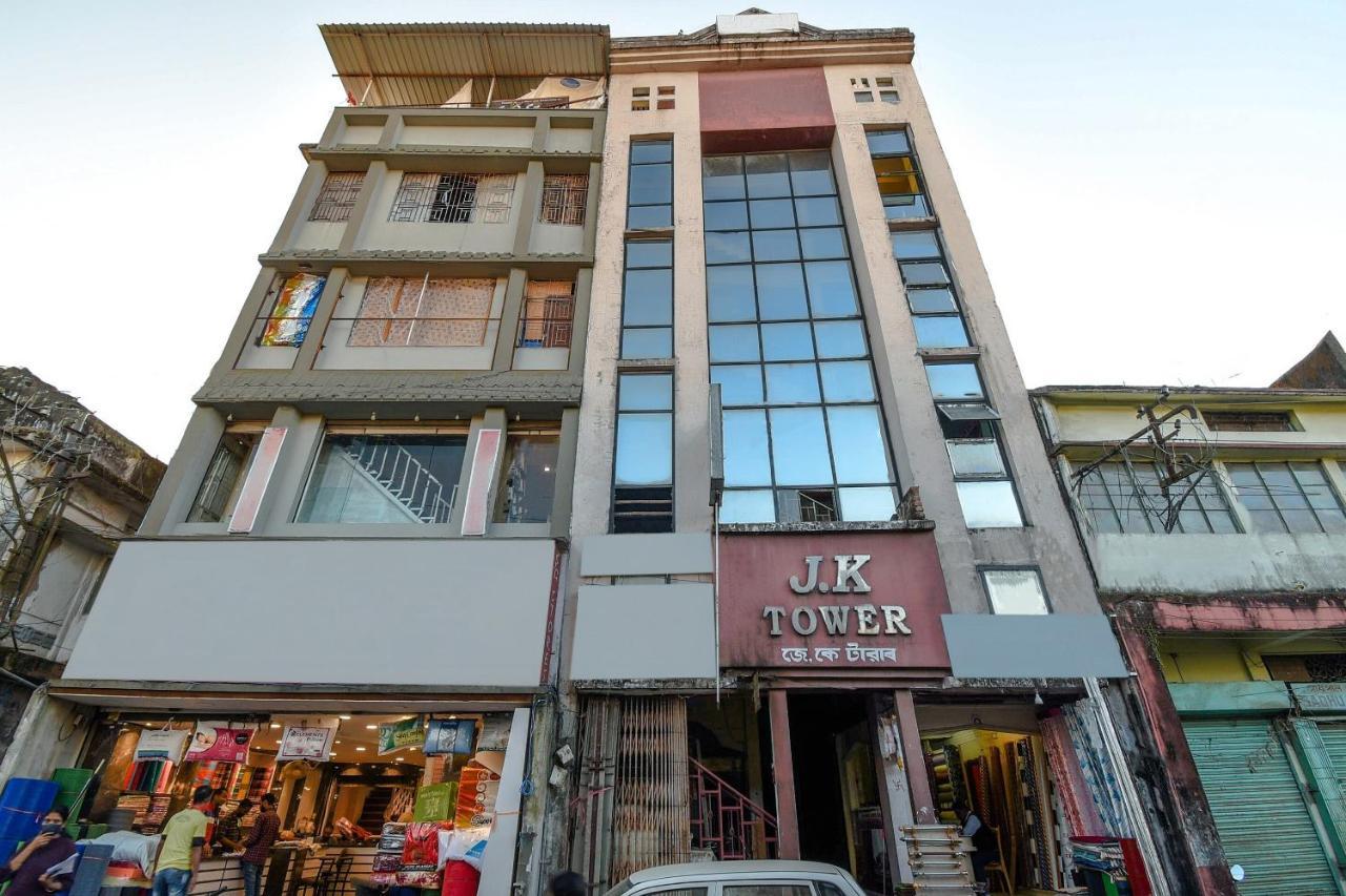 Oyo Flagship 71156 Hotel Jaybee'S Dibrugarh Eksteriør billede