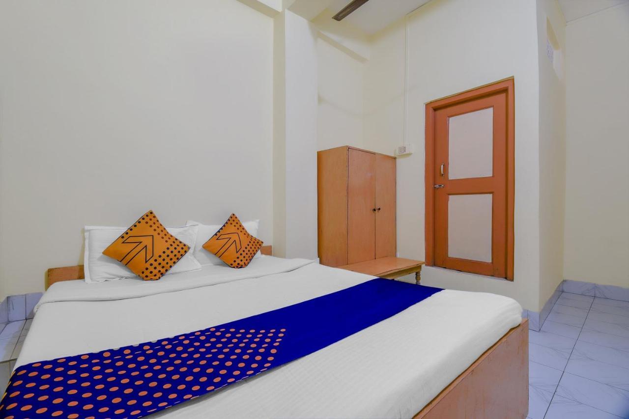 Oyo Flagship 71156 Hotel Jaybee'S Dibrugarh Eksteriør billede